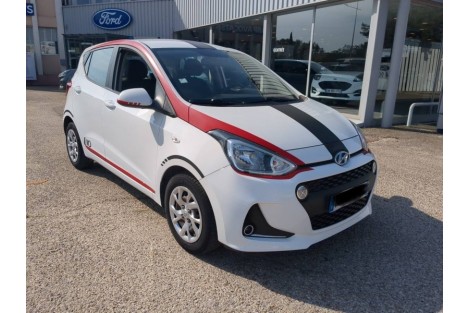 HYUNDAI - i10