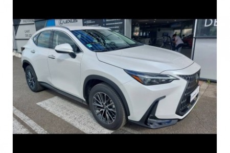 LEXUS - NX