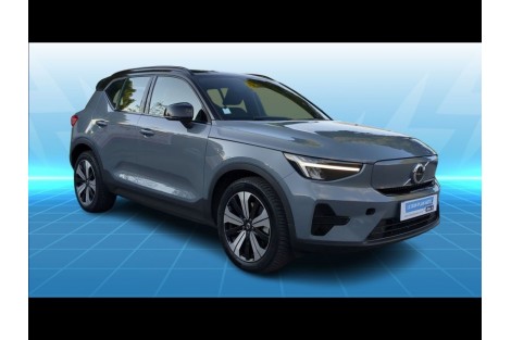 VOLVO - XC40