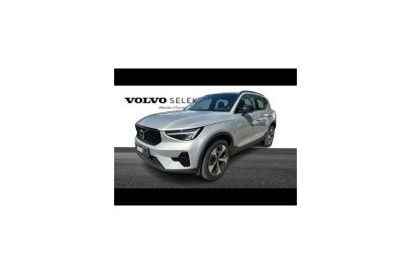 VOLVO - XC40