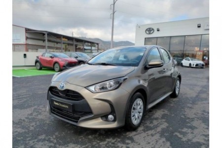 TOYOTA - Yaris